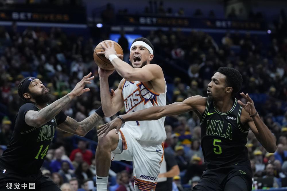 夺得首个世 夺得首个世