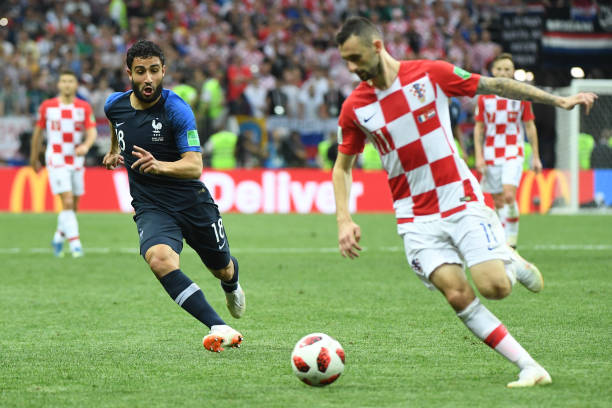 综合来看 综合来看